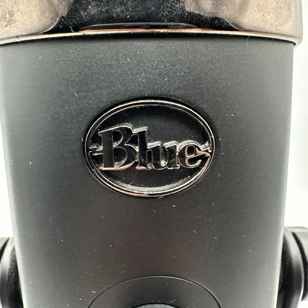 Blue Yeti Nano Premium USB Microphone Black MN A00104 Streaming Podcast Untested